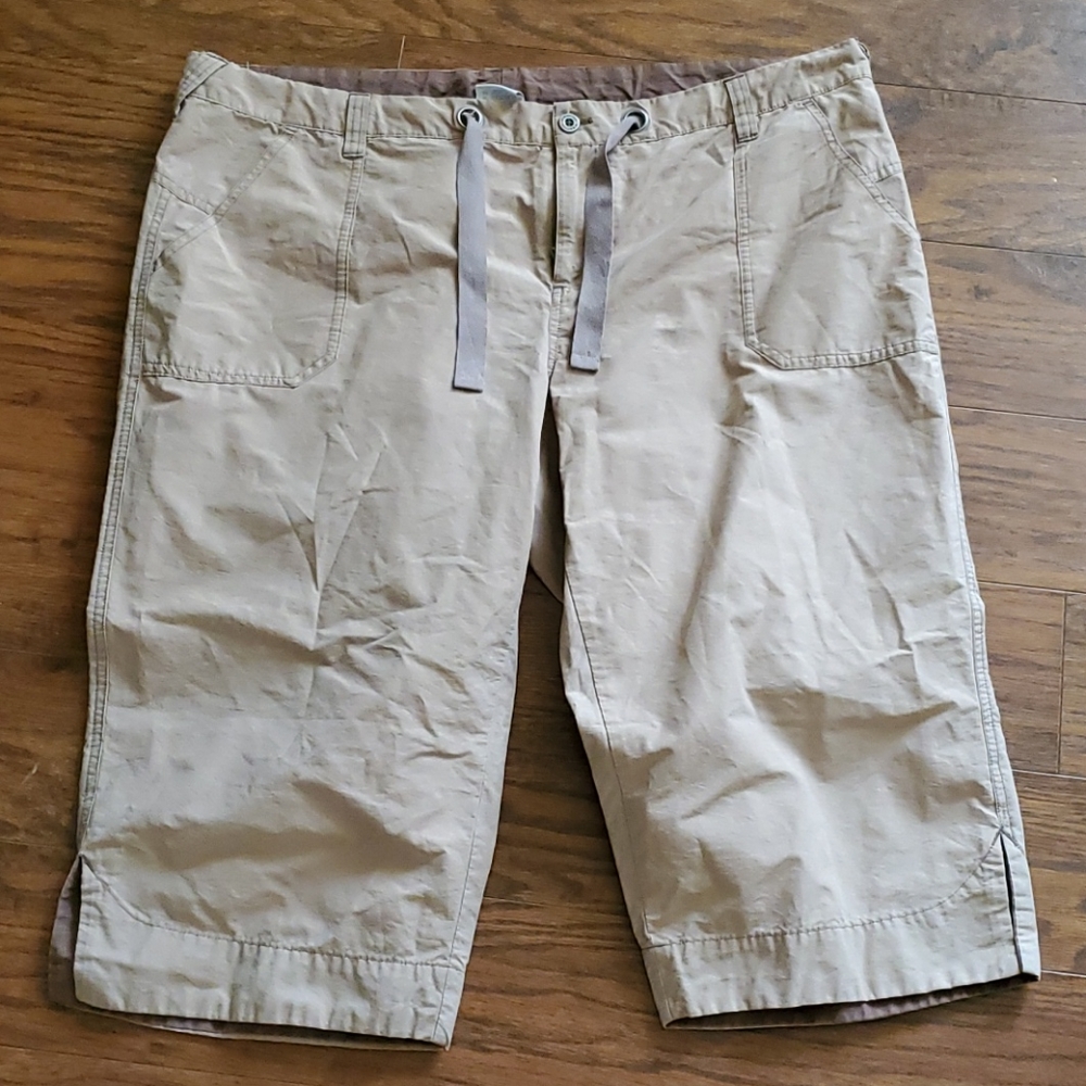Columbia Capris